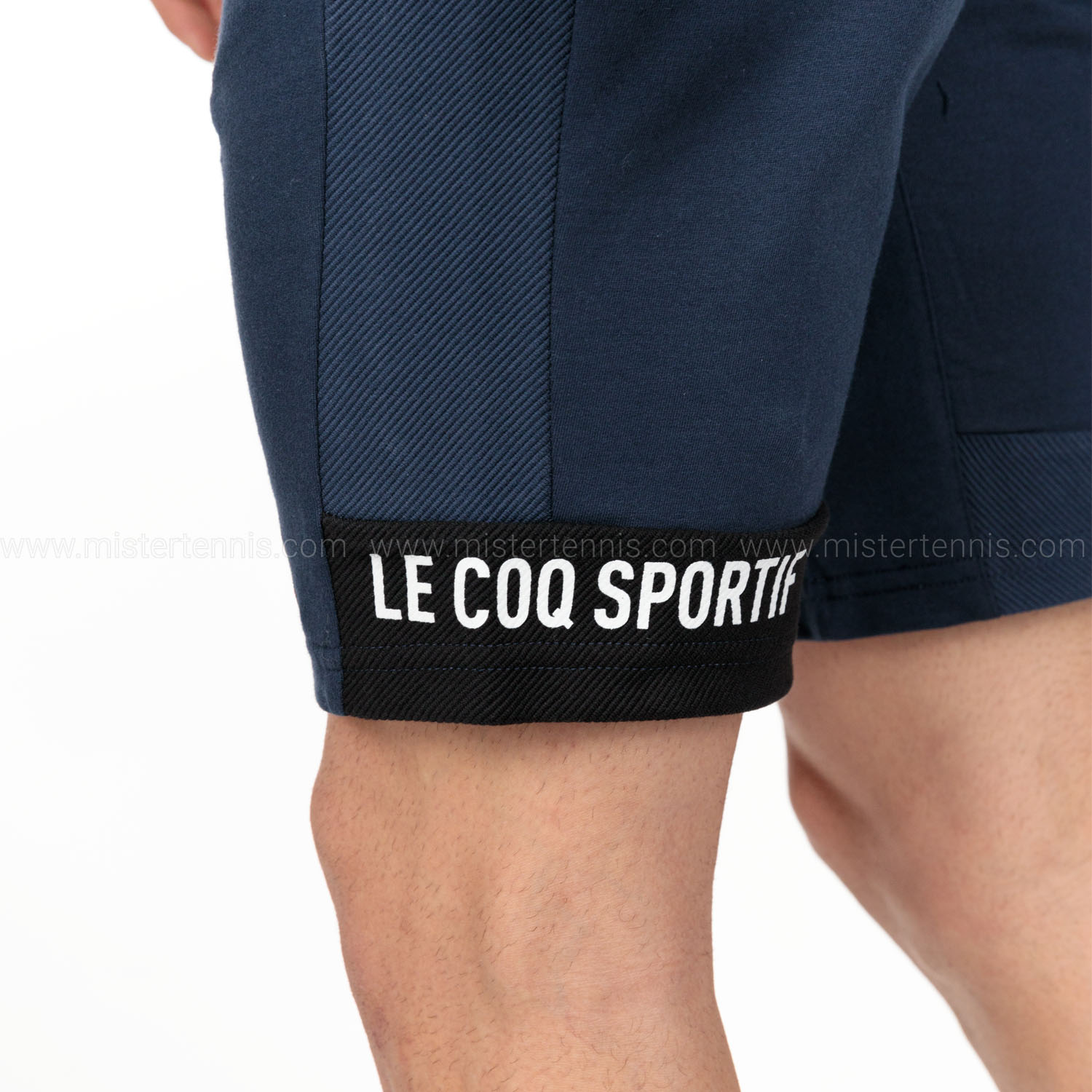 Le Coq Sportif Essentiels Bar 9in Shorts - Dress Blues
