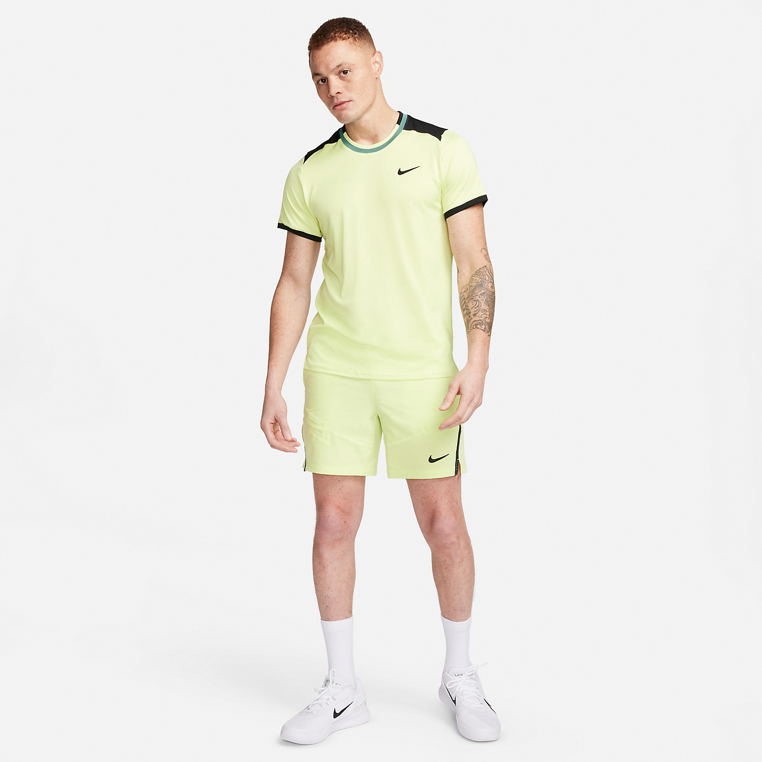 Nike Court Dri-FIT Advantage T-Shirt - Light Lemon Twist/Black/Bicoastal/Black