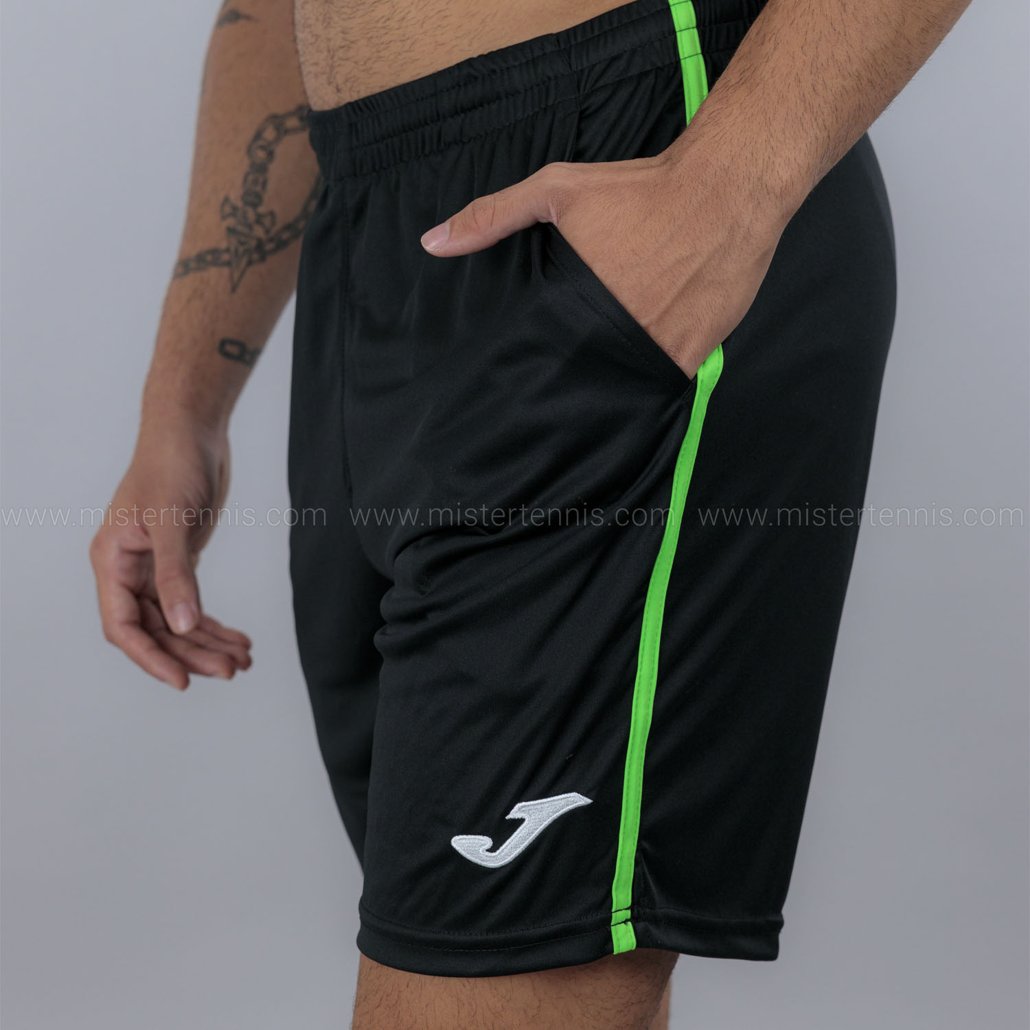 Joma Open III 7in Shorts - Black/Fluor Green