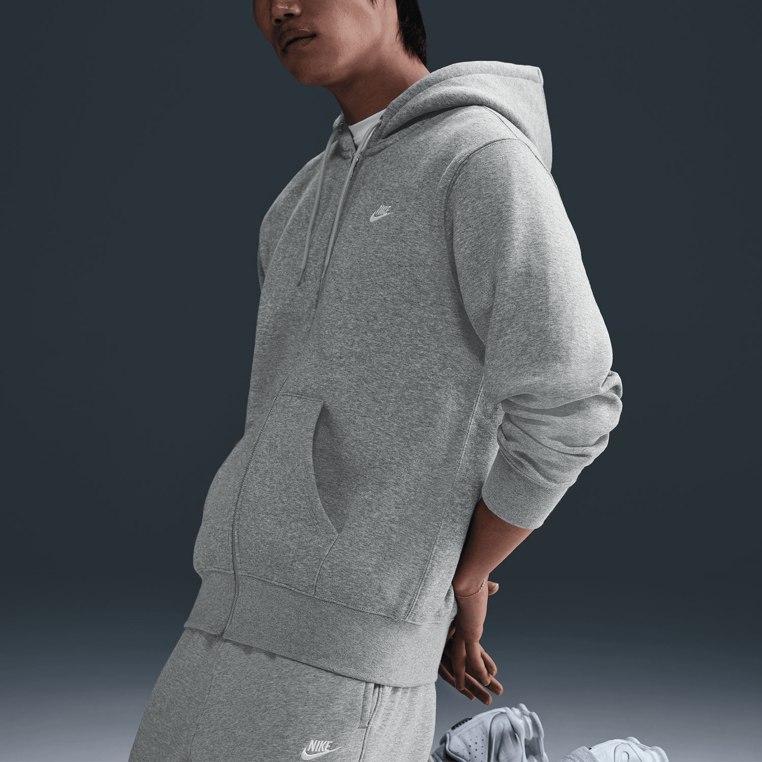 Nike Club Fleece Hoodie - Dark Grey Heather/Light Smoke Grey/White