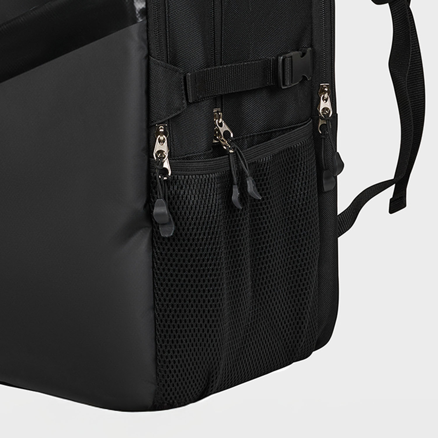 Bullpadel Tech Pro Backpack - Negro