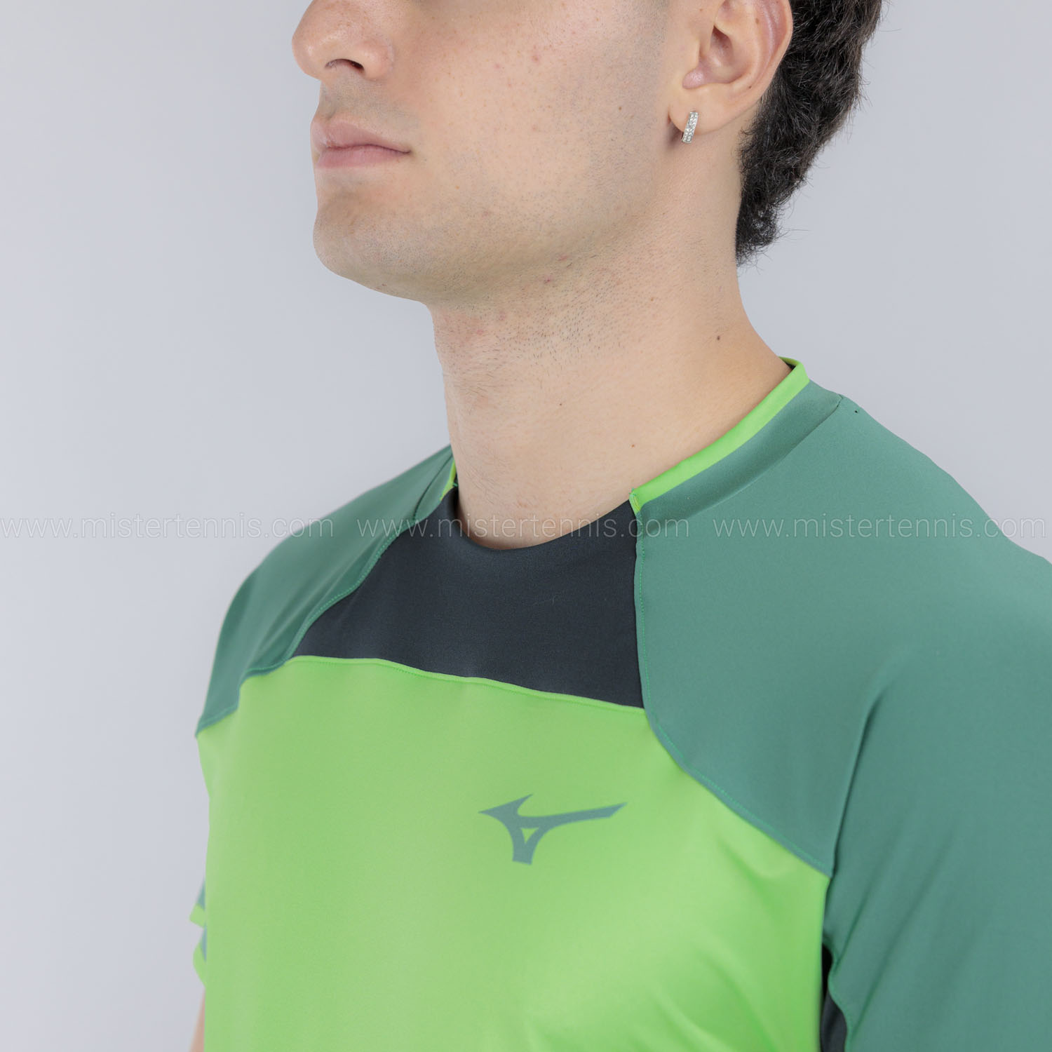 Mizuno Stargazer Shadow Graphic T-Shirt - Glowing Apple
