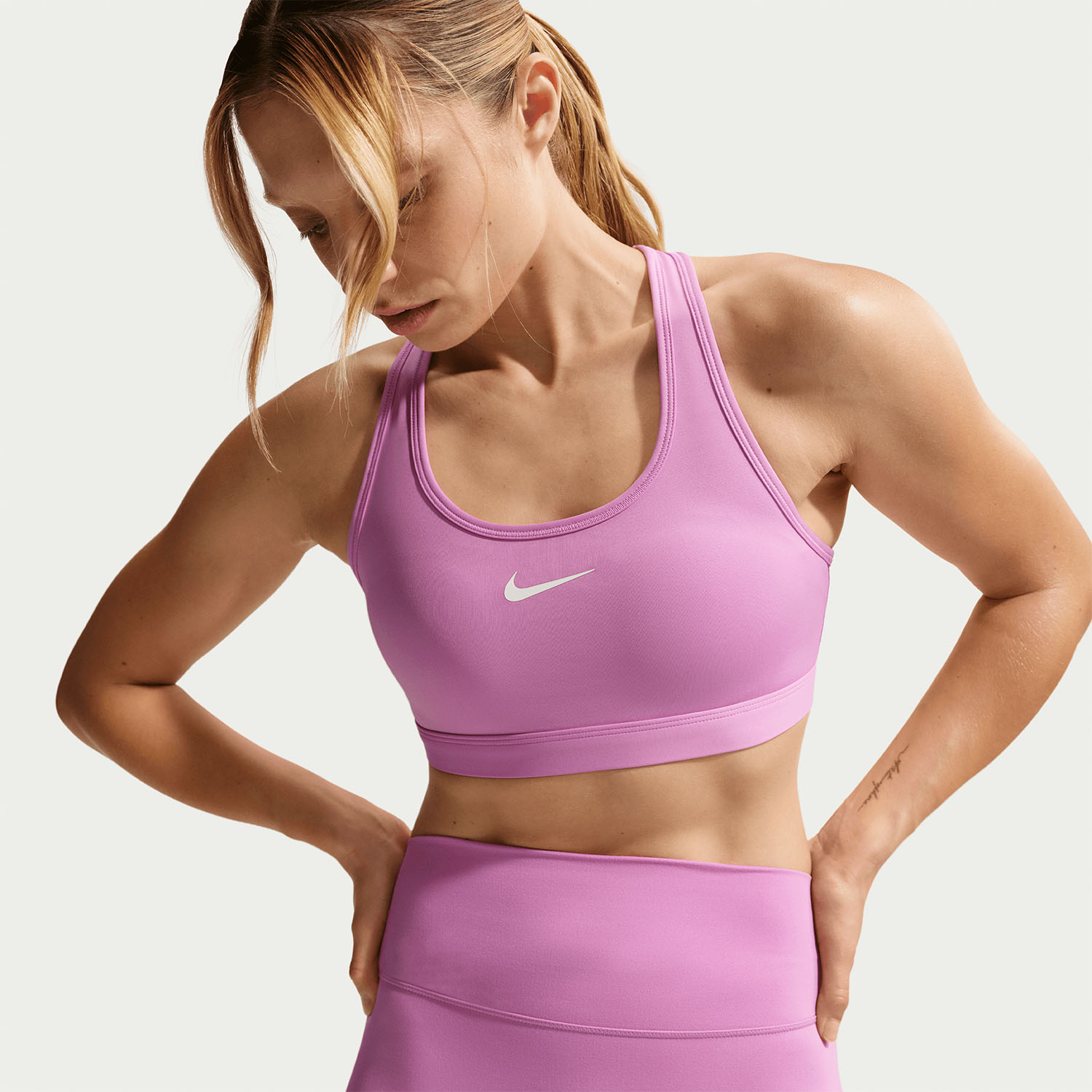 Nike Swoosh Dri-FIT Sports Bra - Light Magenta/White