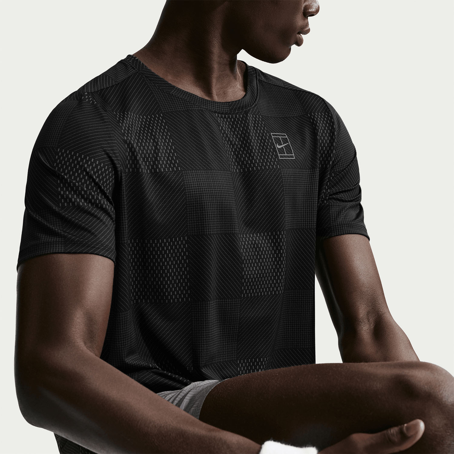 Nike Court Advantage Printed T-Shirt - Black/White
