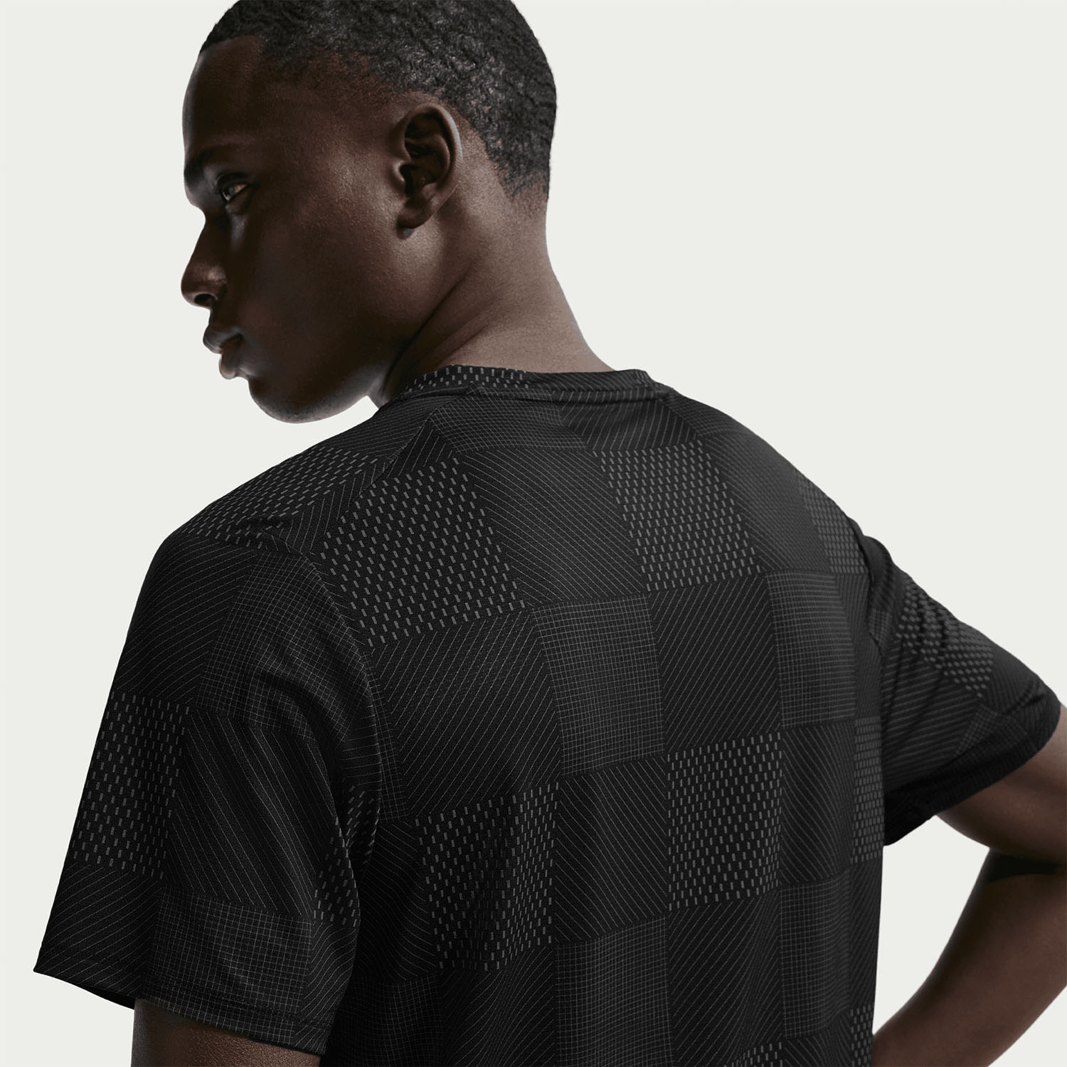 Nike Court Advantage Printed T-Shirt - Black/White