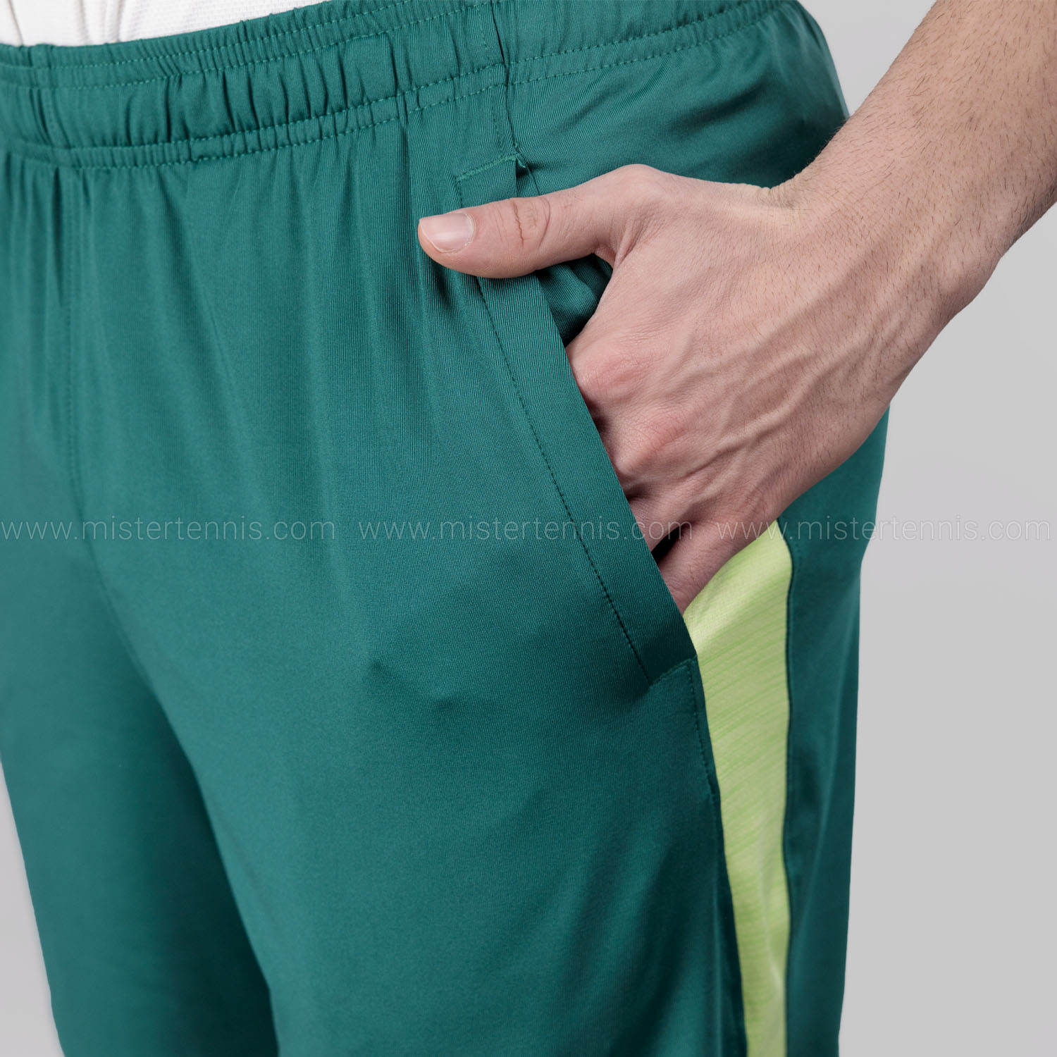 Under Armour Tech Vent 7in Shorts - Rack Green/Fade Green/Black