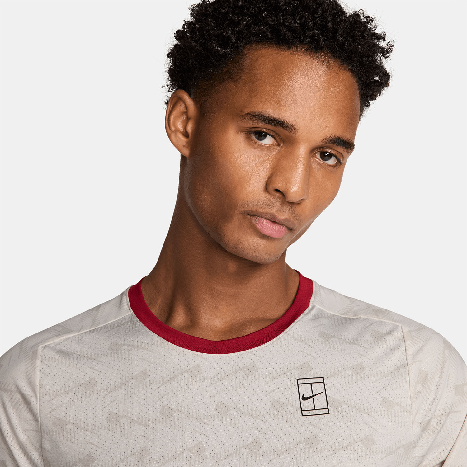 Nike Court Advantage T-Shirt - Light Bone/Tough Red/Black