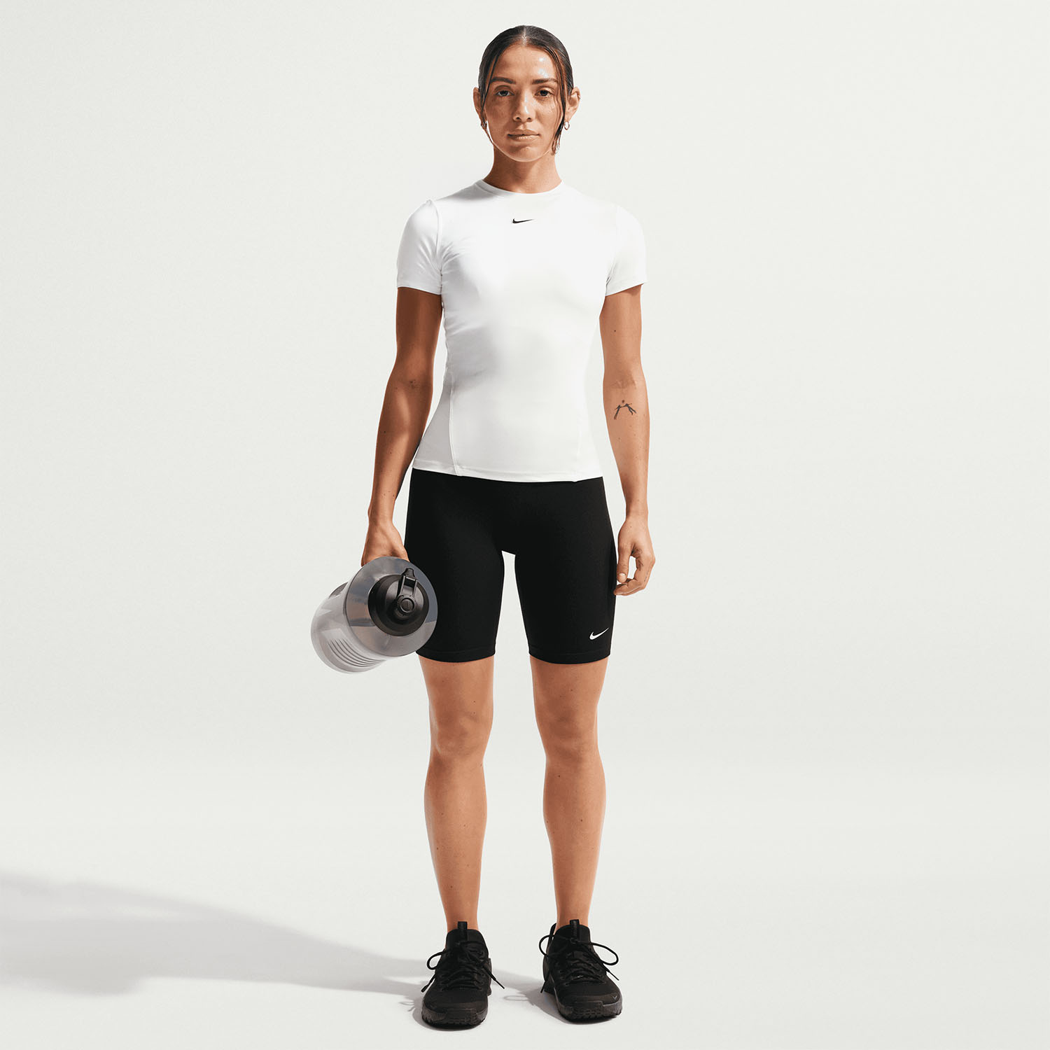 Nike One T-Shirt - White/Black