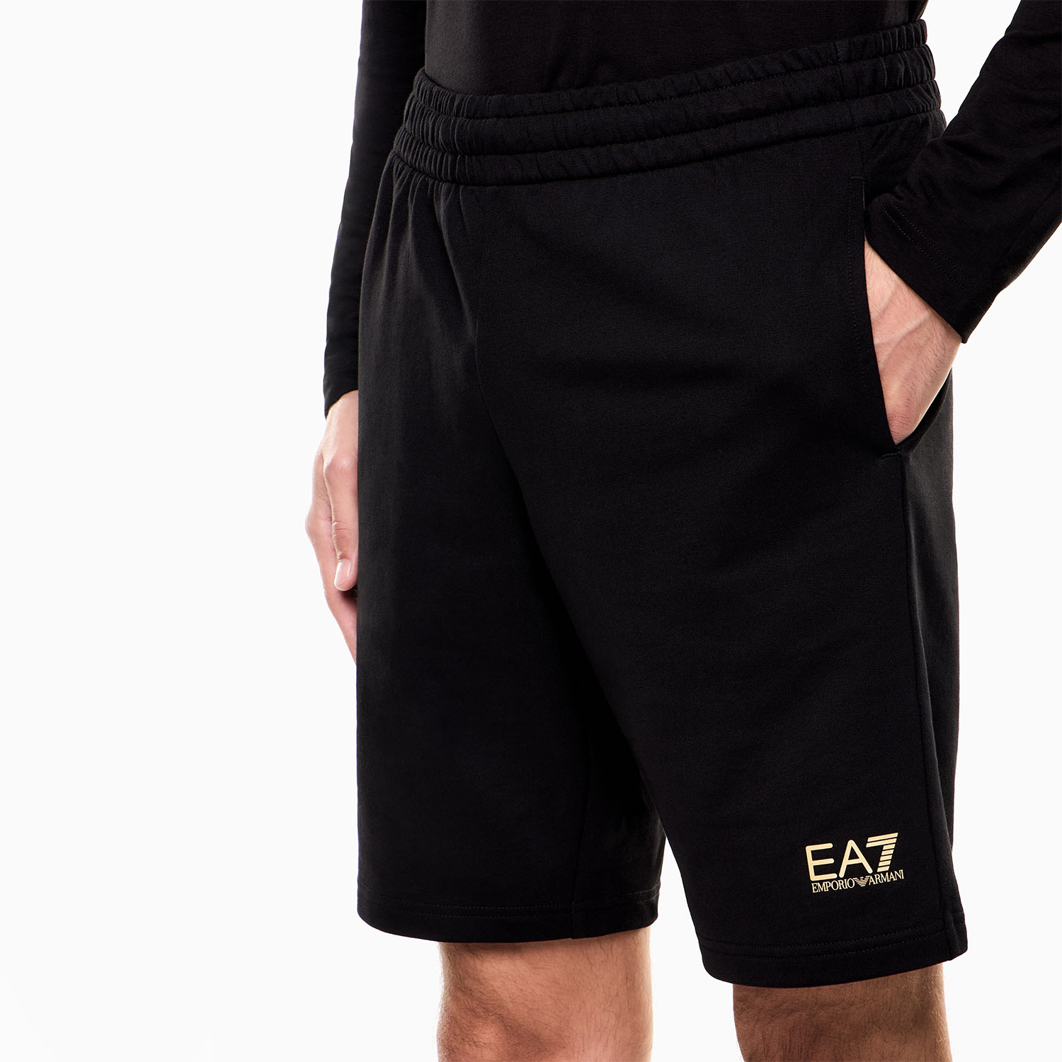 EA7 Train Core 9in Shorts - Black/Gold