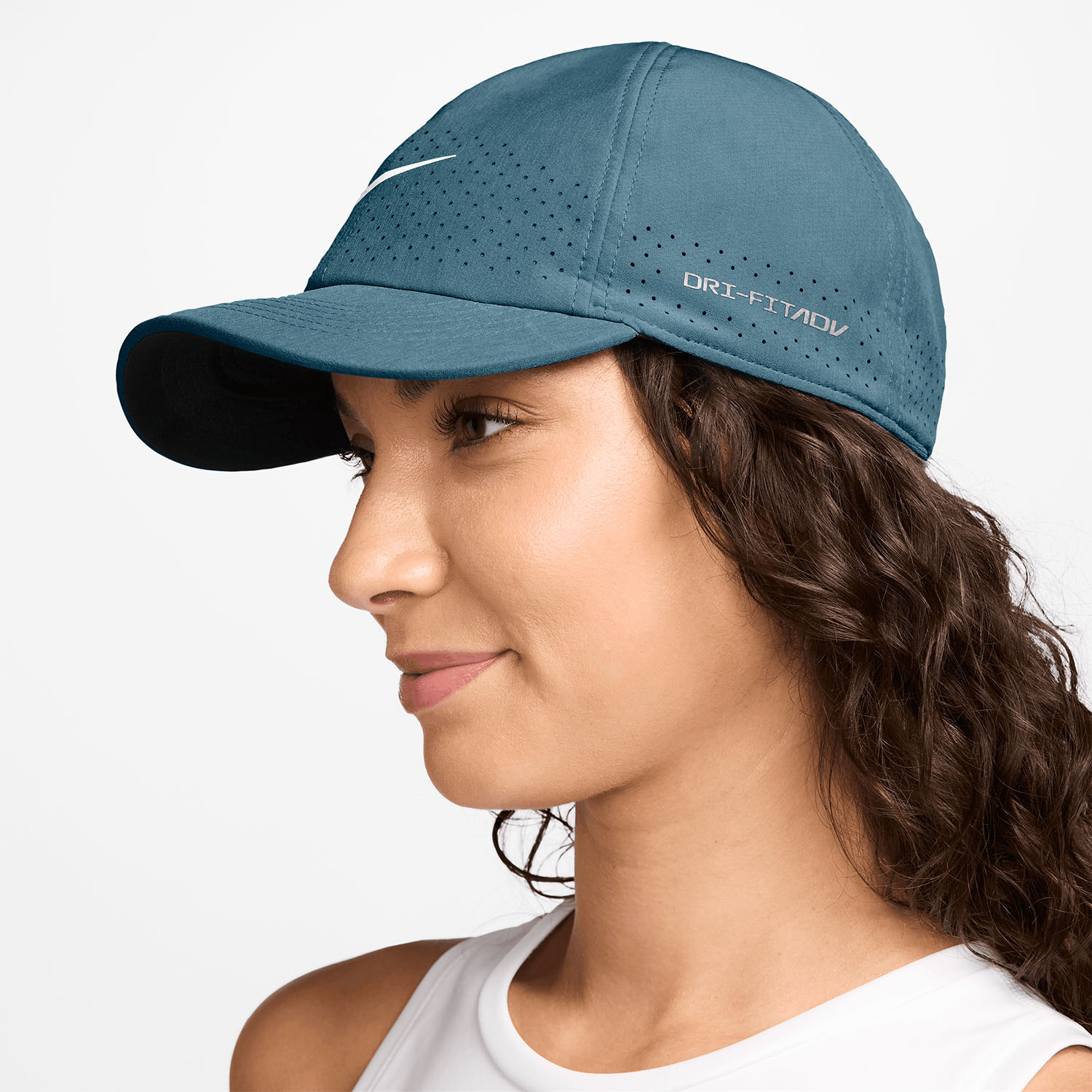 Nike Dri-FIT ADV Club Cap - Black/White