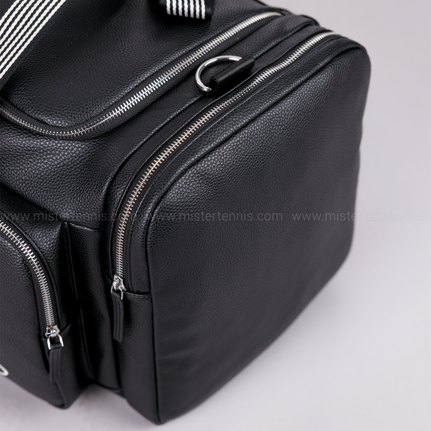 EA7 Pro Duffle - Black