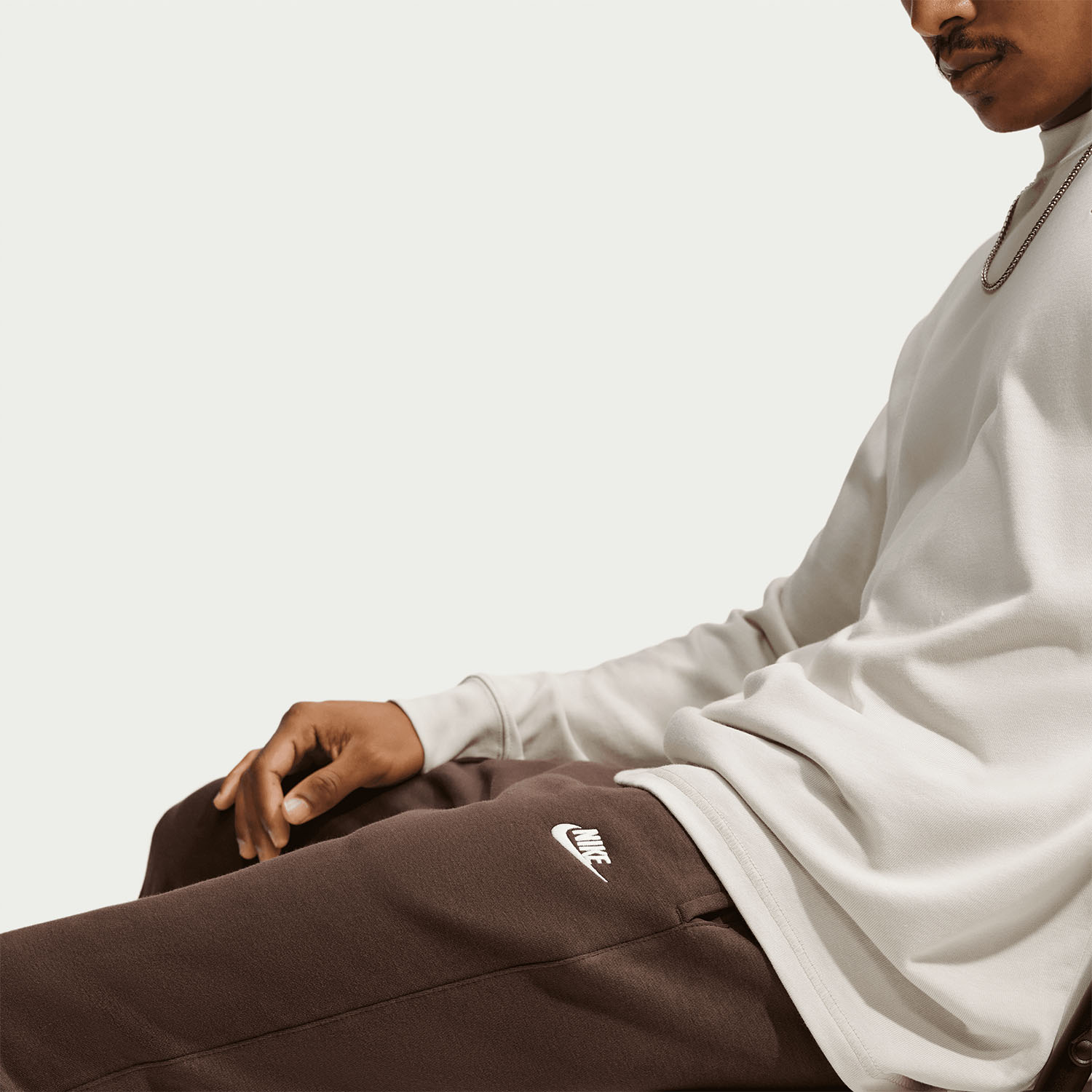 Nike Club Pantaloni - Baroque Brown/White