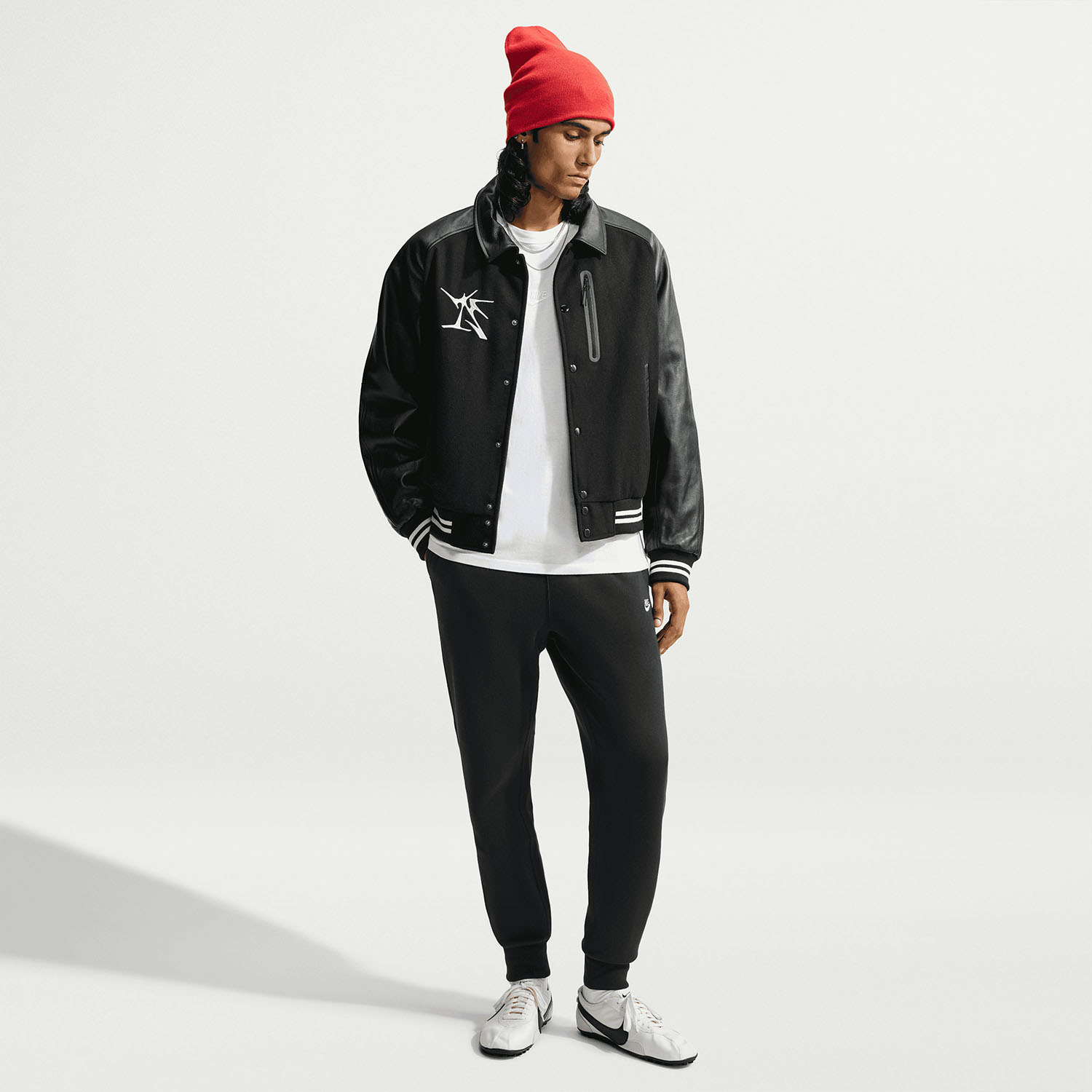 Nike Club Pantaloni - Black/Metallic Silver