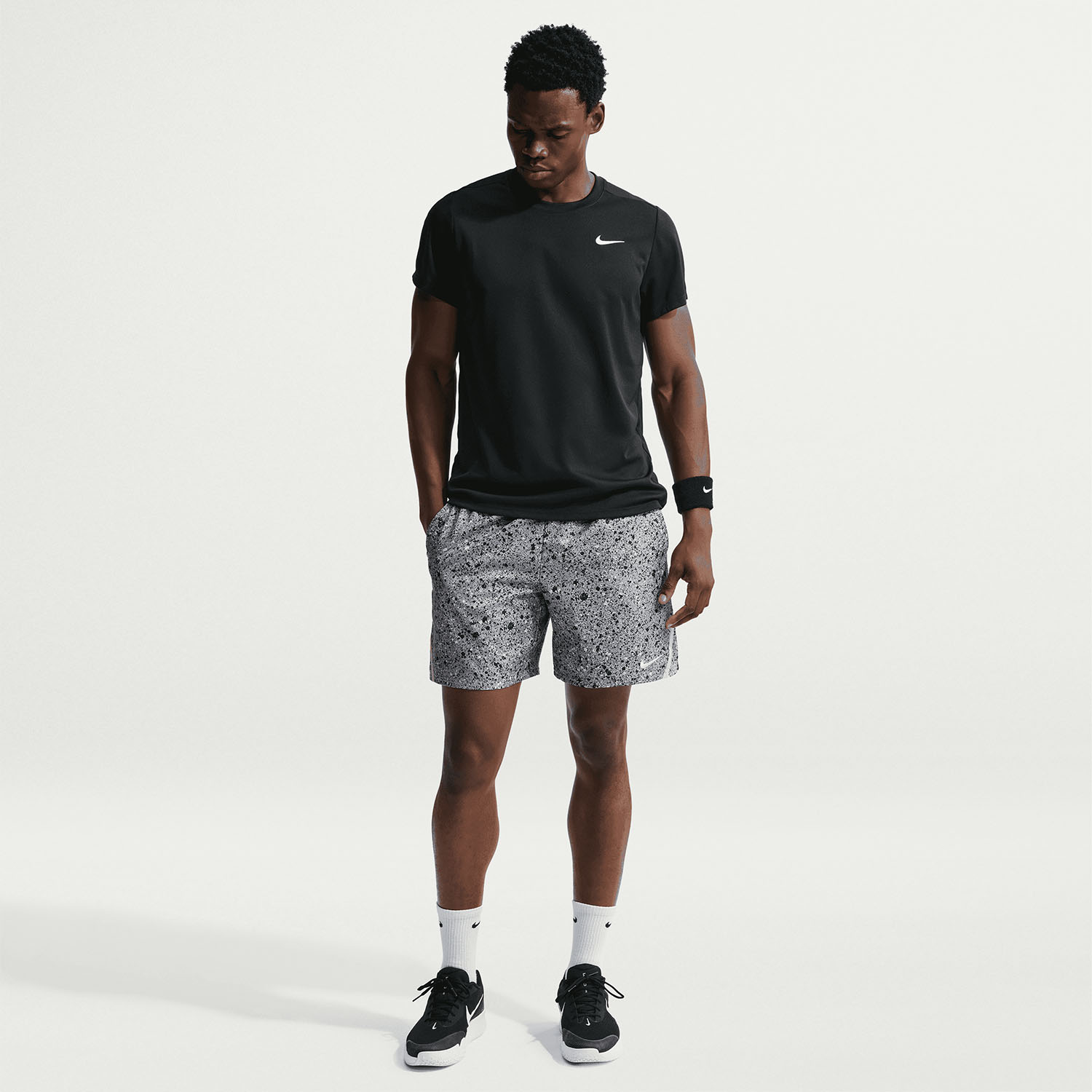 Nike Court Victory AOP 7in Shorts - Stealth/Light Lemon Twist/White