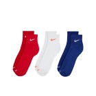Nike Everyday Plus Cushioned Logo x 3 Calze - Multi Color/Red Nike Everyday Plus Cushioned Logo x 3 Calze - Multi Color/Red