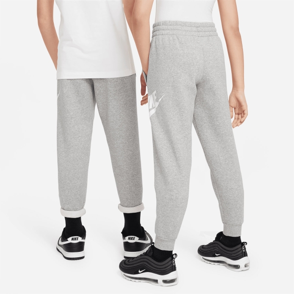 Nike Club Logo Pantalones Niños - Dark Grey Heather/Base Grey/White