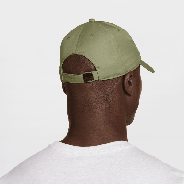 Nike Dri-FIT Club Cap - Dusty Olive/Metallic Silver