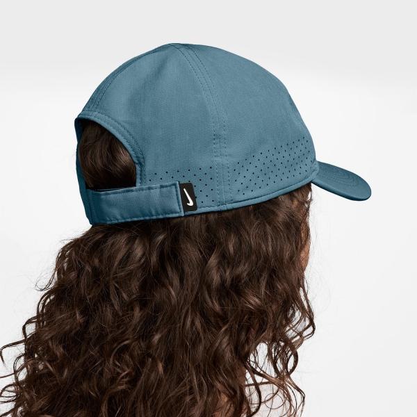 Nike Dri-FIT ADV Club Cap - Black/White