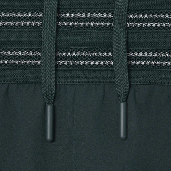 Lacoste Reflective Accent Ultra Dry 7in Shorts - Vert