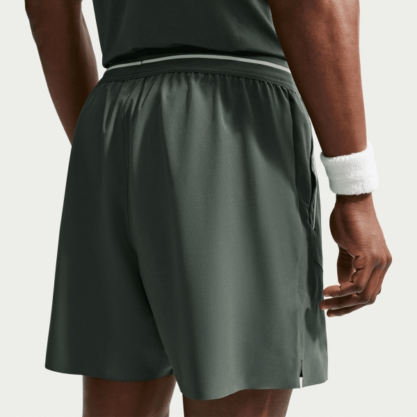 Nike Court Advantage 6in Shorts - Camo Green/Cucumber Calm